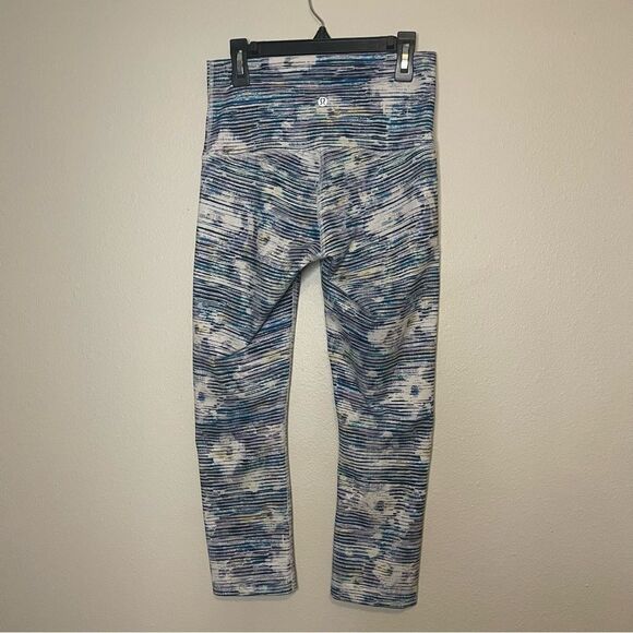 Lululemon wunder under blurry belle multi leggings size 6 23” - Picture 10 of 11